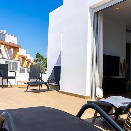 4 Bed Residential Palm C1 酒店 丰希罗拉